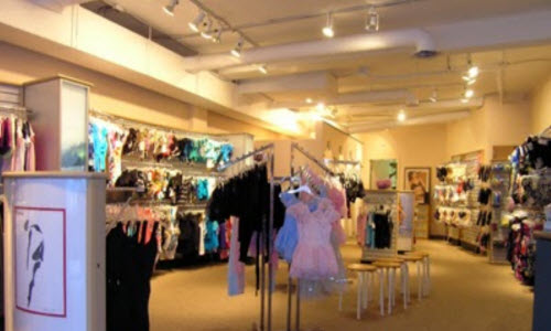 brio lingerie store inside