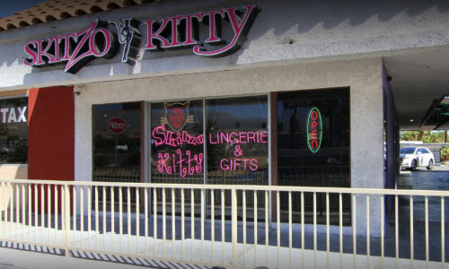 Skitzo Kitty Lingerie boutique outside