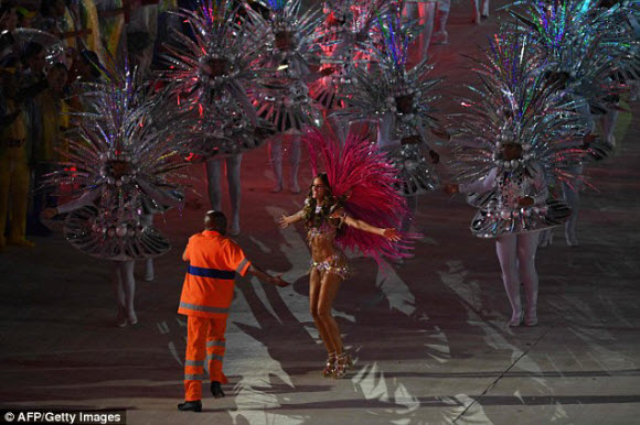 Izabel Goulart reveals almost all of her stunning figure in sexy carnival costume for Olympics Closing Ceremony