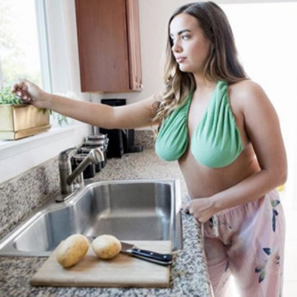 Ta Ta Towel Bra Is Your Smart Solution For Underboob Sweat Issue 