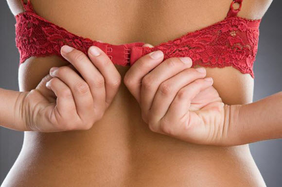 Why Women Should Never Using First Hook On Her New Bras