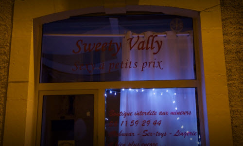 Sweety Vally Lingerie Boutique outside View