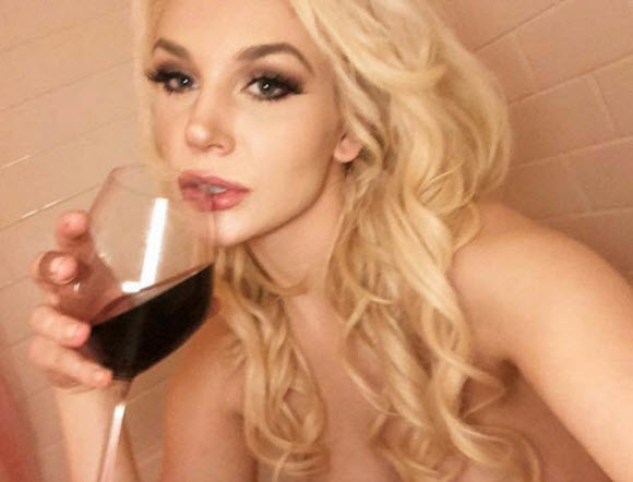 Courtney Stodden Drinks Glass Of Wine As She Poses Topless On Instagram