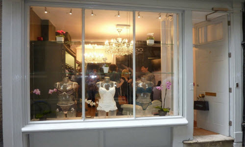 vc Prohibido Lingerie Boutique Outside View