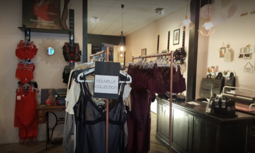 Mon Dressing Lingerie Boutique Inside View Mon Dressing Lingerie Boutique Inside View