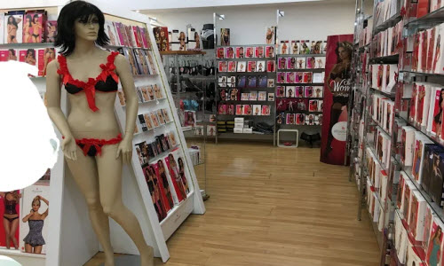 Lingerie Torino inside
